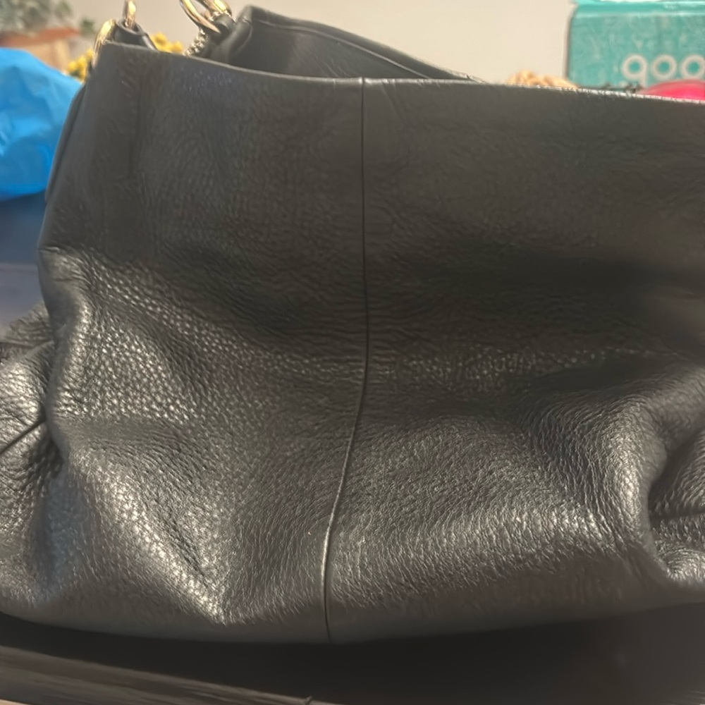 Coach shoulder bag. Leather